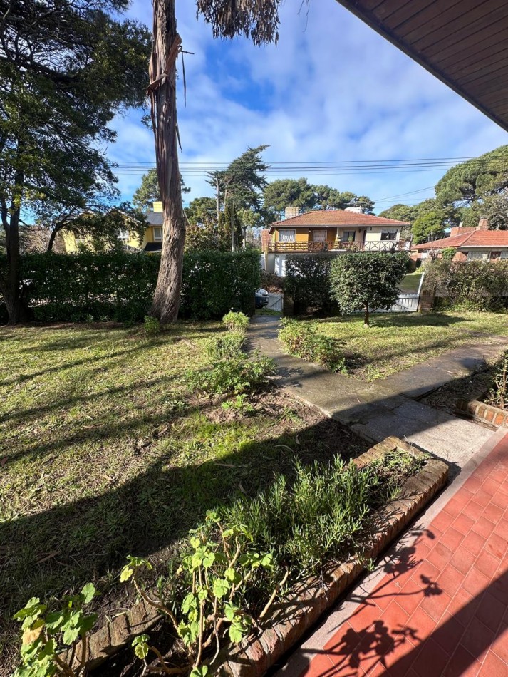 CASA EN VENTA EN VILLA GESELL 