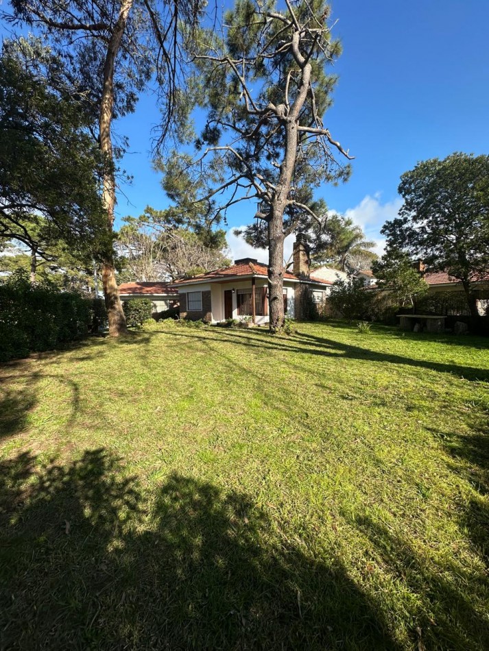 CASA EN VENTA EN VILLA GESELL 