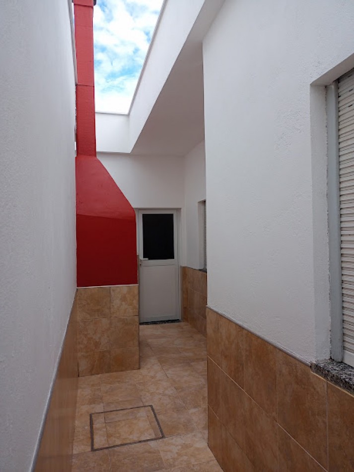 DEPARTAMENTO A MEDIA CUADRA DEL MAR