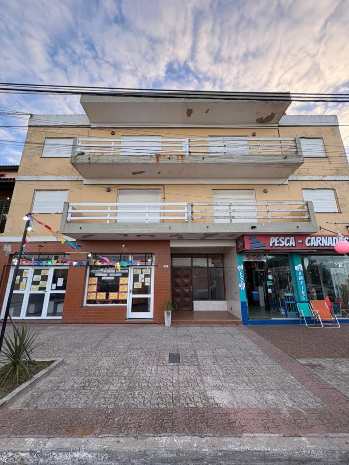 DEPARTAMENTO 2 AMB. FRENTE AL MAR 