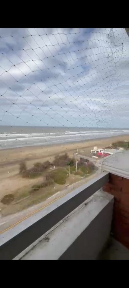 PISO FRENTE AL MAR DE CATEGORIA