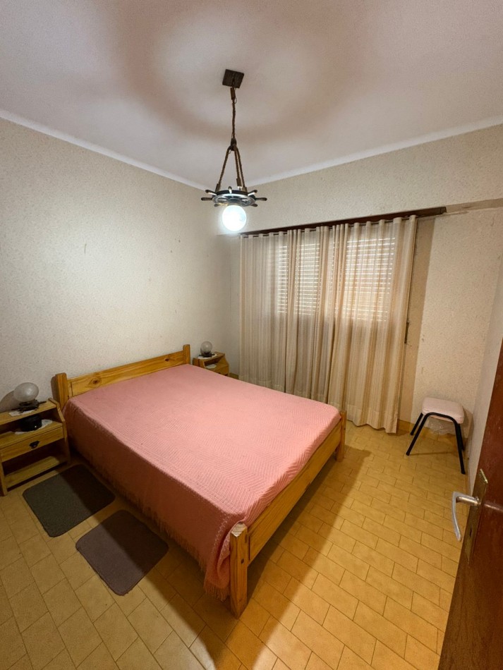 DEPARTAMENTO SOBRE PEATONAL
