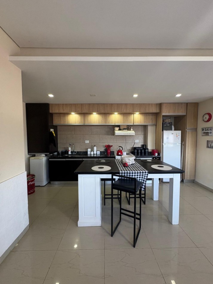 DEPARTAMENTO MODERNO FRENTE AL MAR