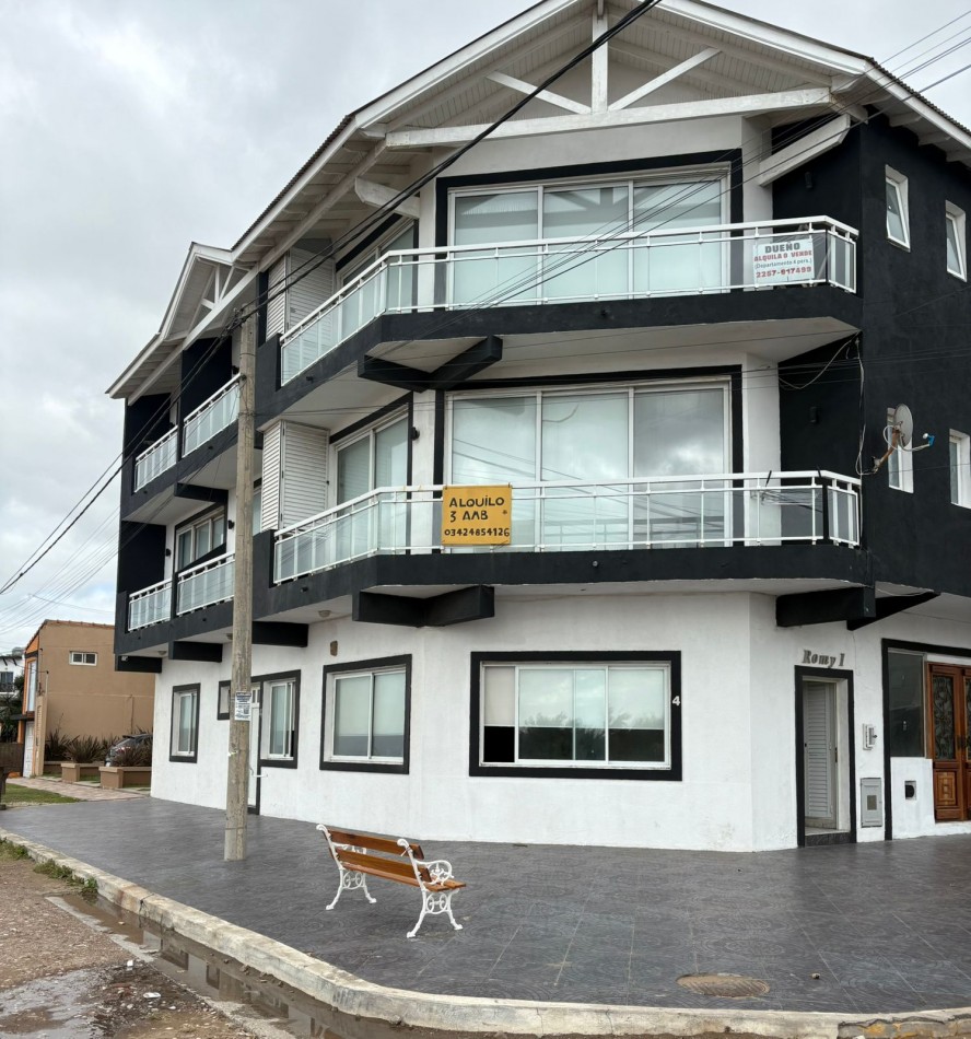 DEPARTAMENTO MODERNO FRENTE AL MAR