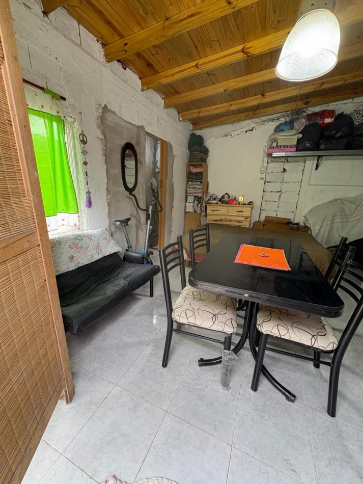 CASA DE 3 AMB,+DEPTO DE 3 AMB. NUEVO + MONOAMBIENTE