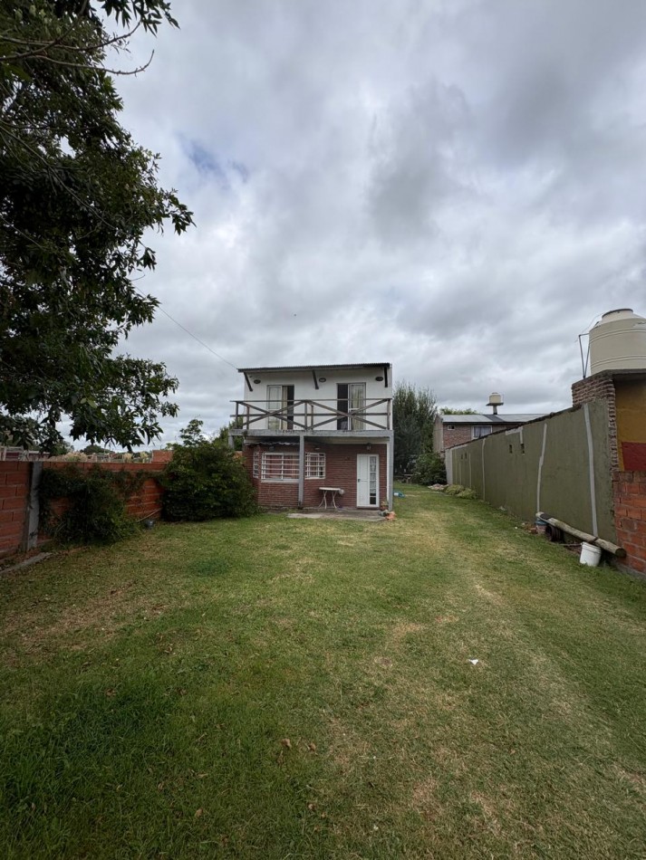 CASA DE 3 AMB,+DEPTO DE 3 AMB. NUEVO + MONOAMBIENTE