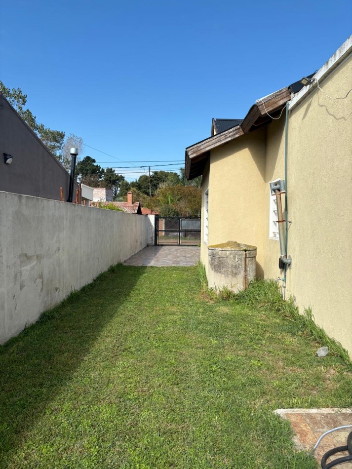 CASA TIPO CHALET EN ZONA RESIDENCIAL