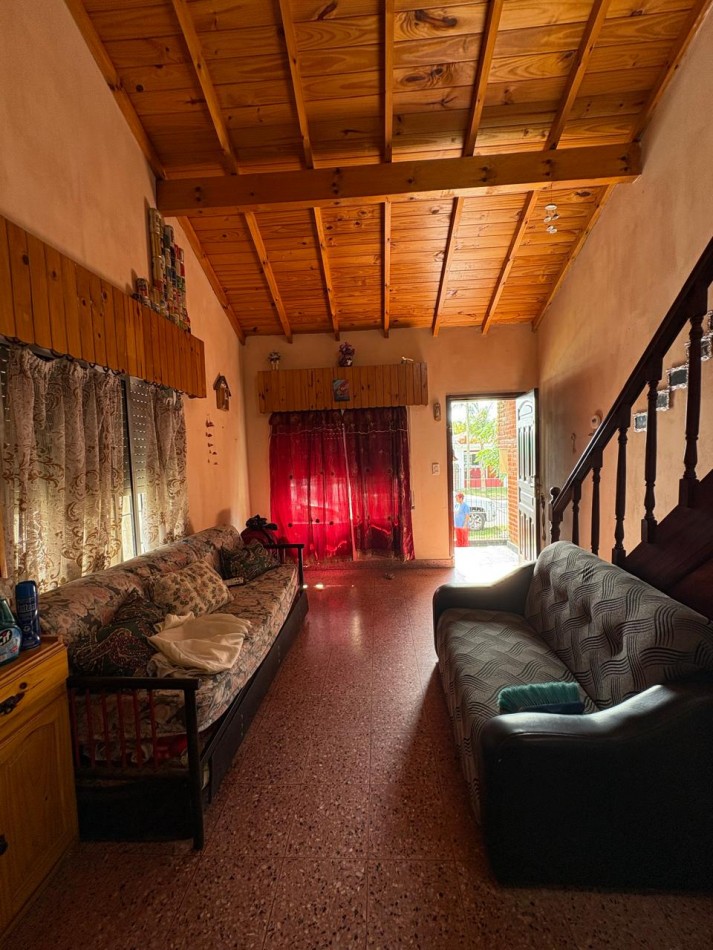 CHALET EXCELENTE UBICACION