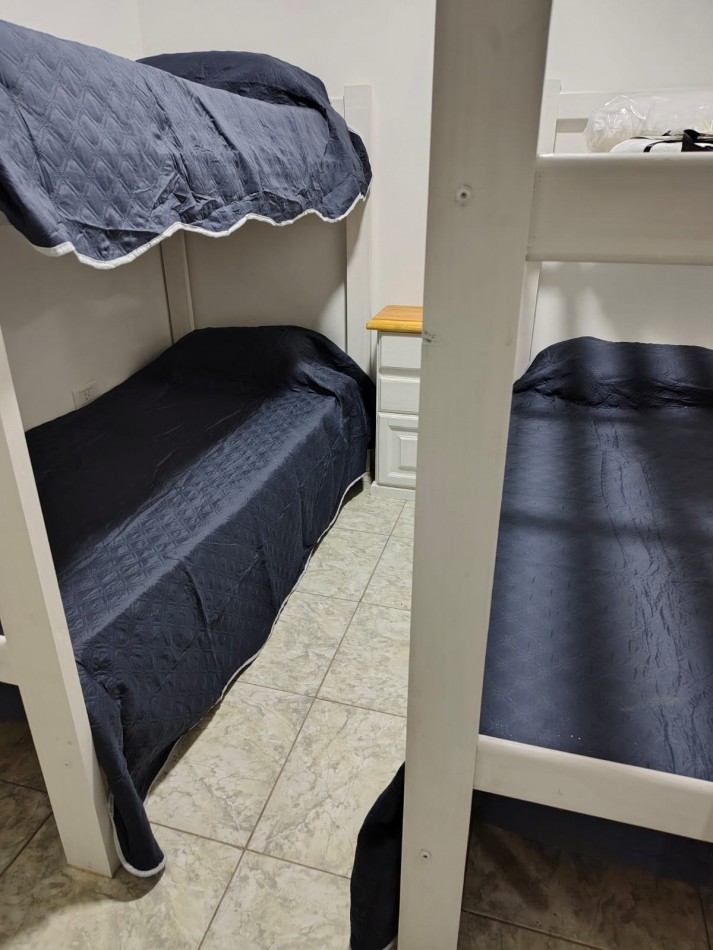 CASA ESTILO MINIMALISTA A ESTRENAR