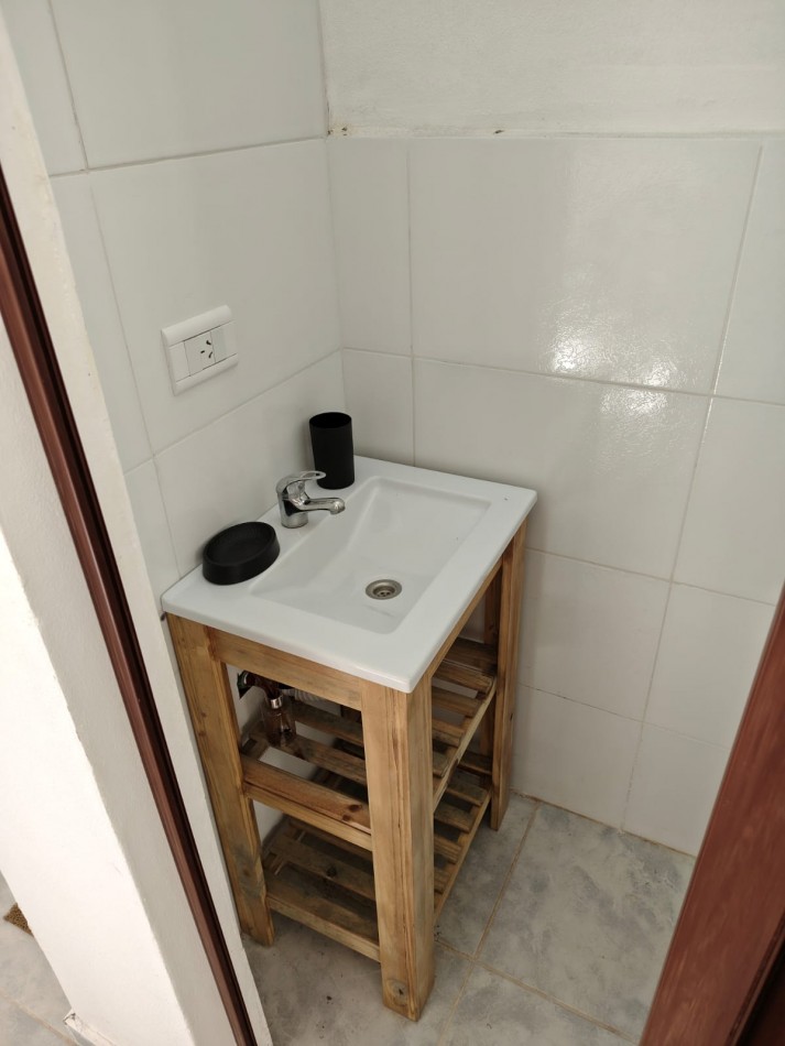 CASA ESTILO MINIMALISTA A ESTRENAR