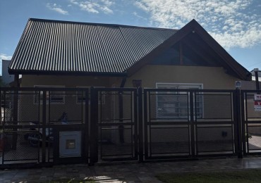 CASA TIPO CHALET EN ZONA RESIDENCIAL
